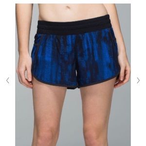 Lululemon Tracker Shorts 4” size 8